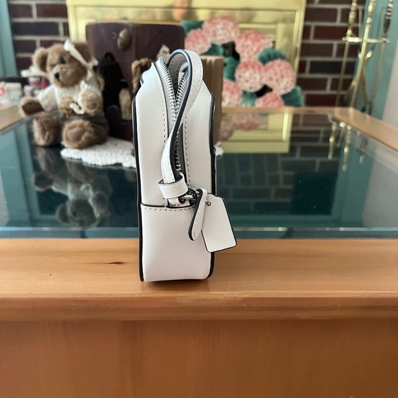 New condition Coach cream and grey buffalo check crossbody - Picture 4 of 6